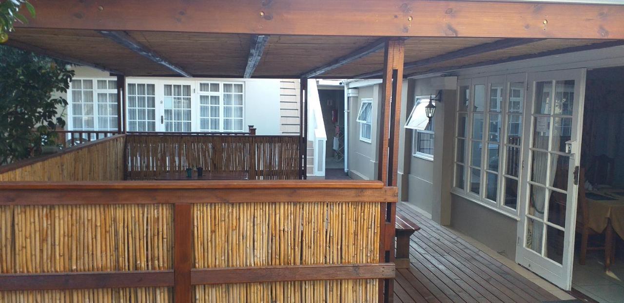 Heugh Road Guest House Порт Елизабет Екстериор снимка